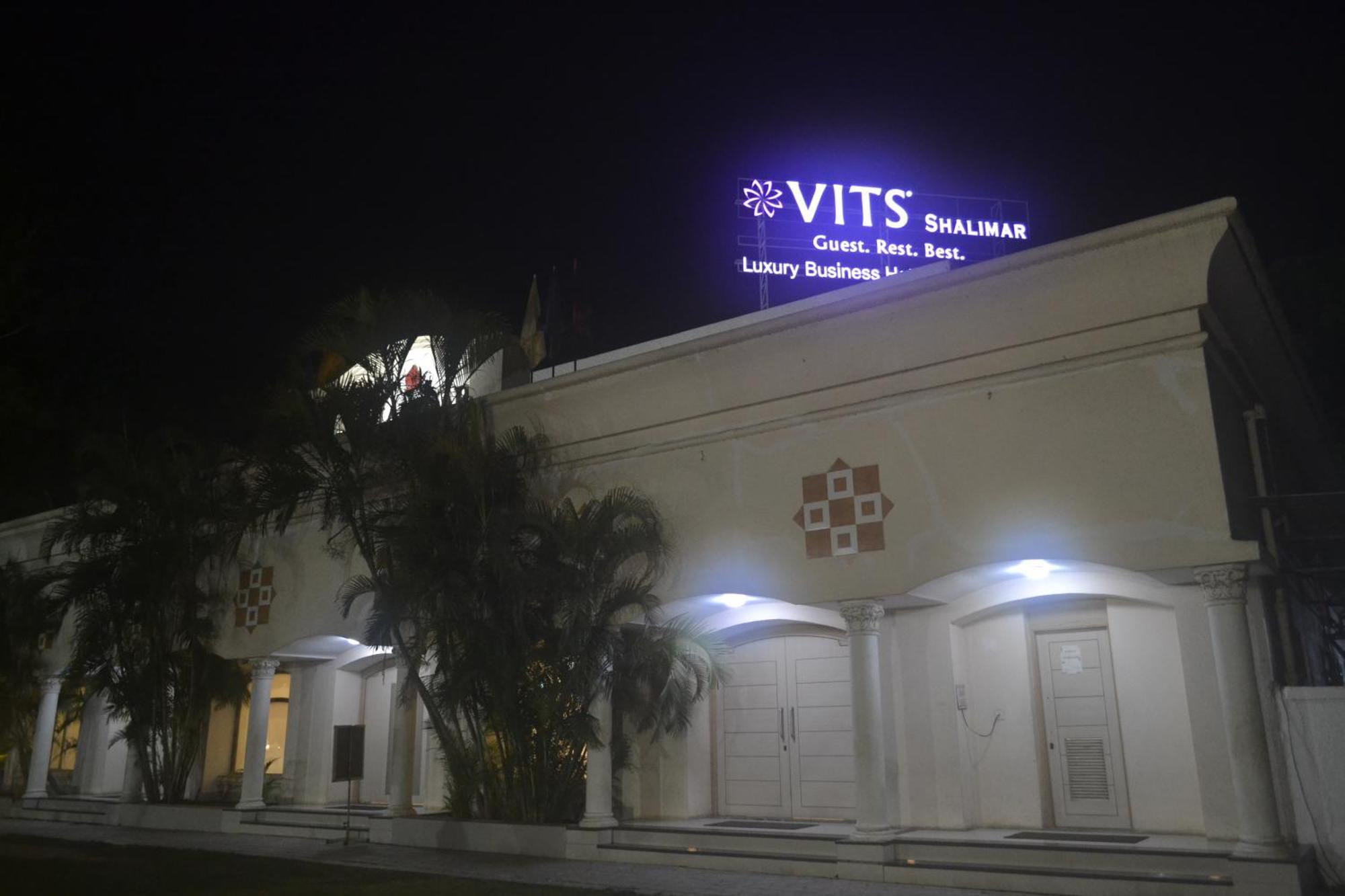 Vits Shalimar, Ankleshwar Hotel Kültér fotó