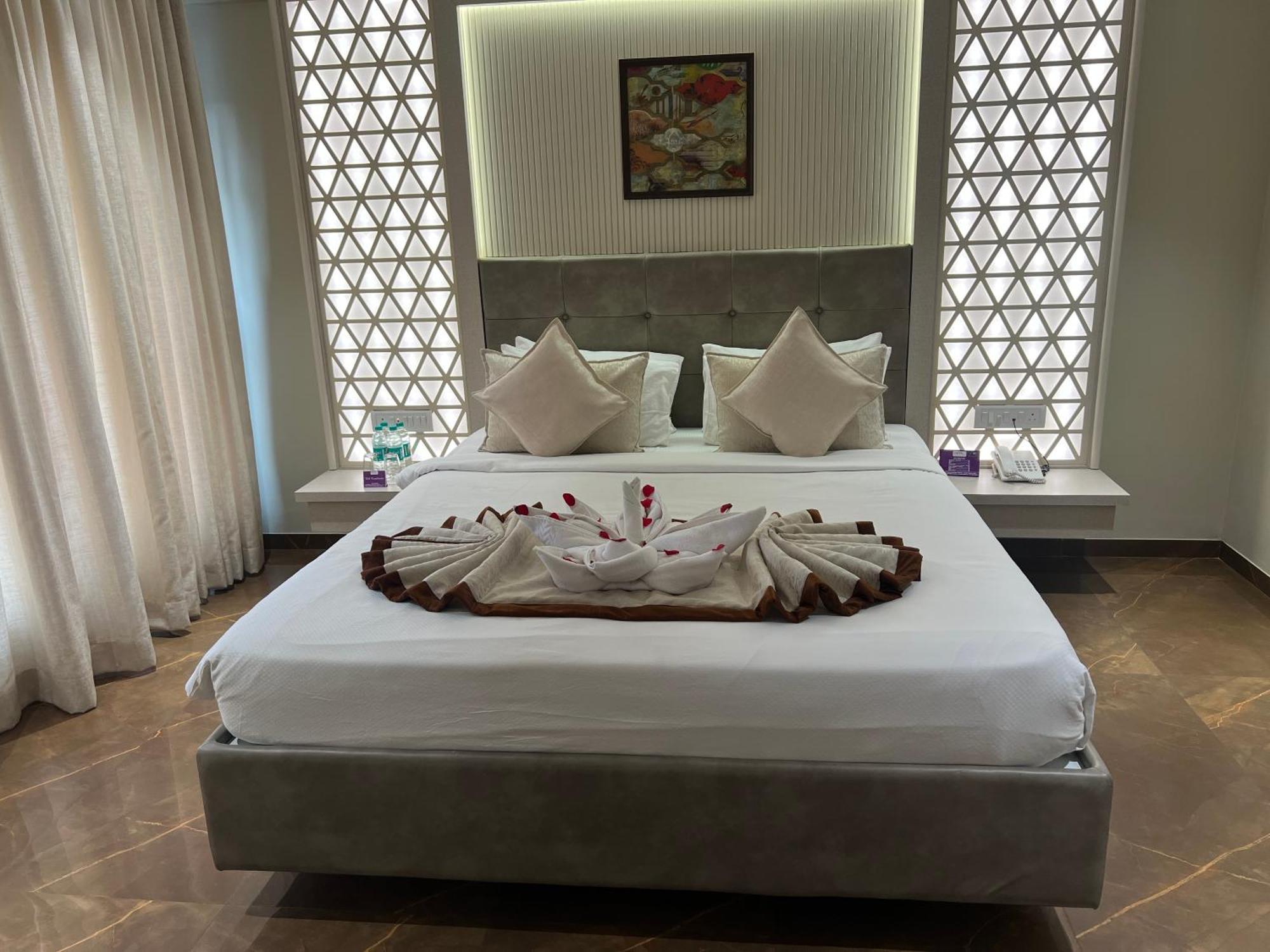 Vits Shalimar, Ankleshwar Hotel Kültér fotó