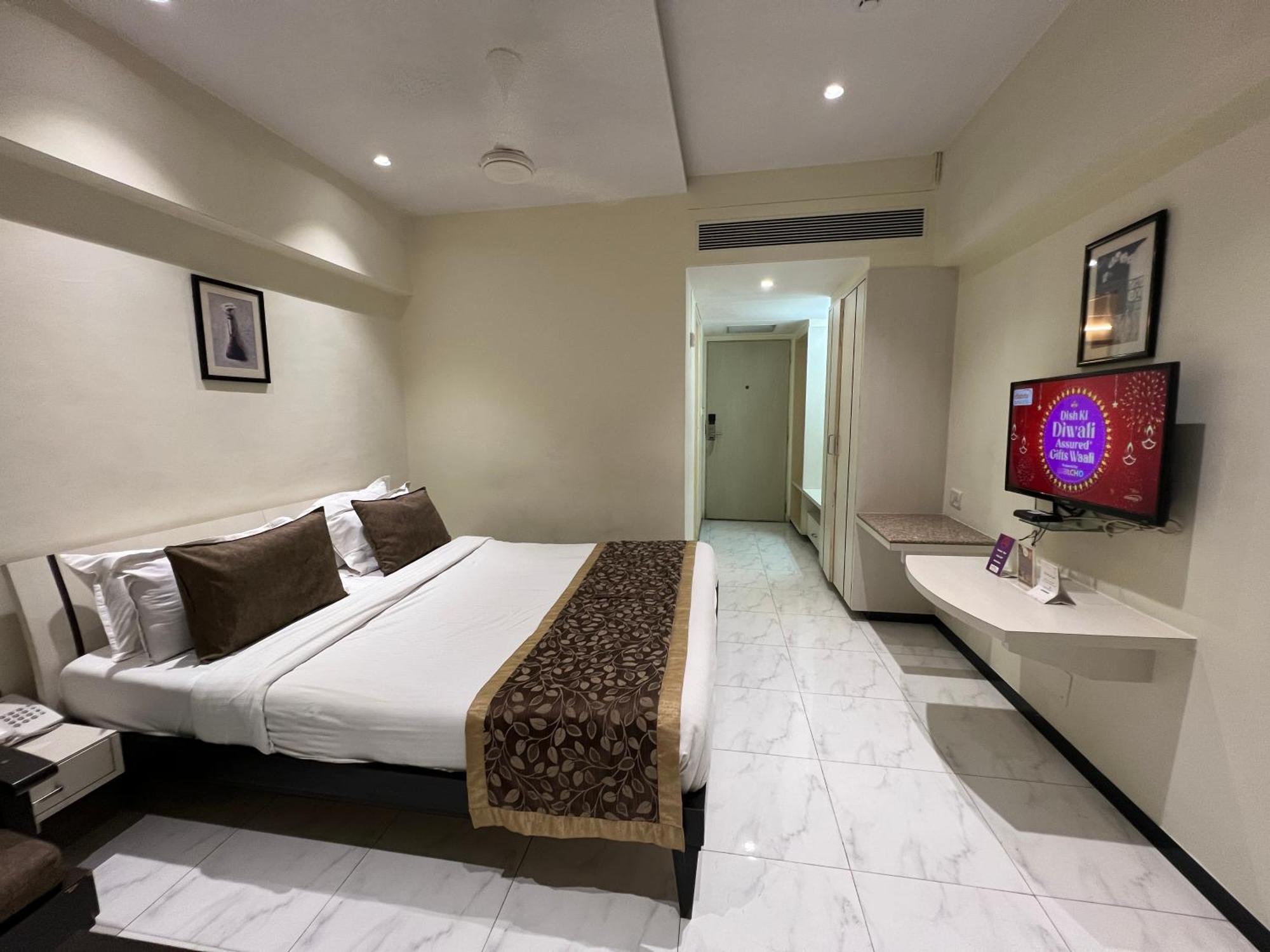 Vits Shalimar, Ankleshwar Hotel Kültér fotó