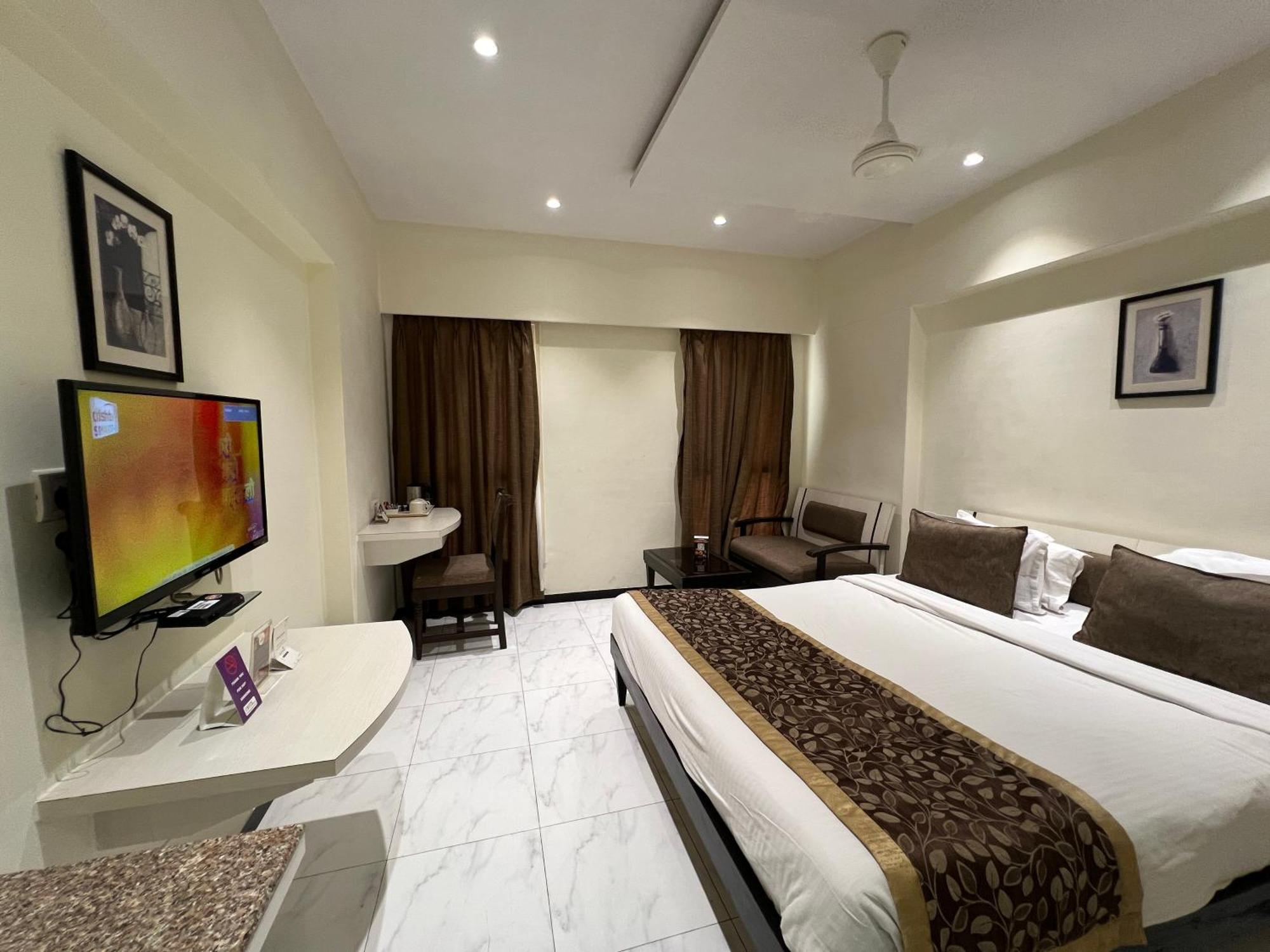 Vits Shalimar, Ankleshwar Hotel Kültér fotó