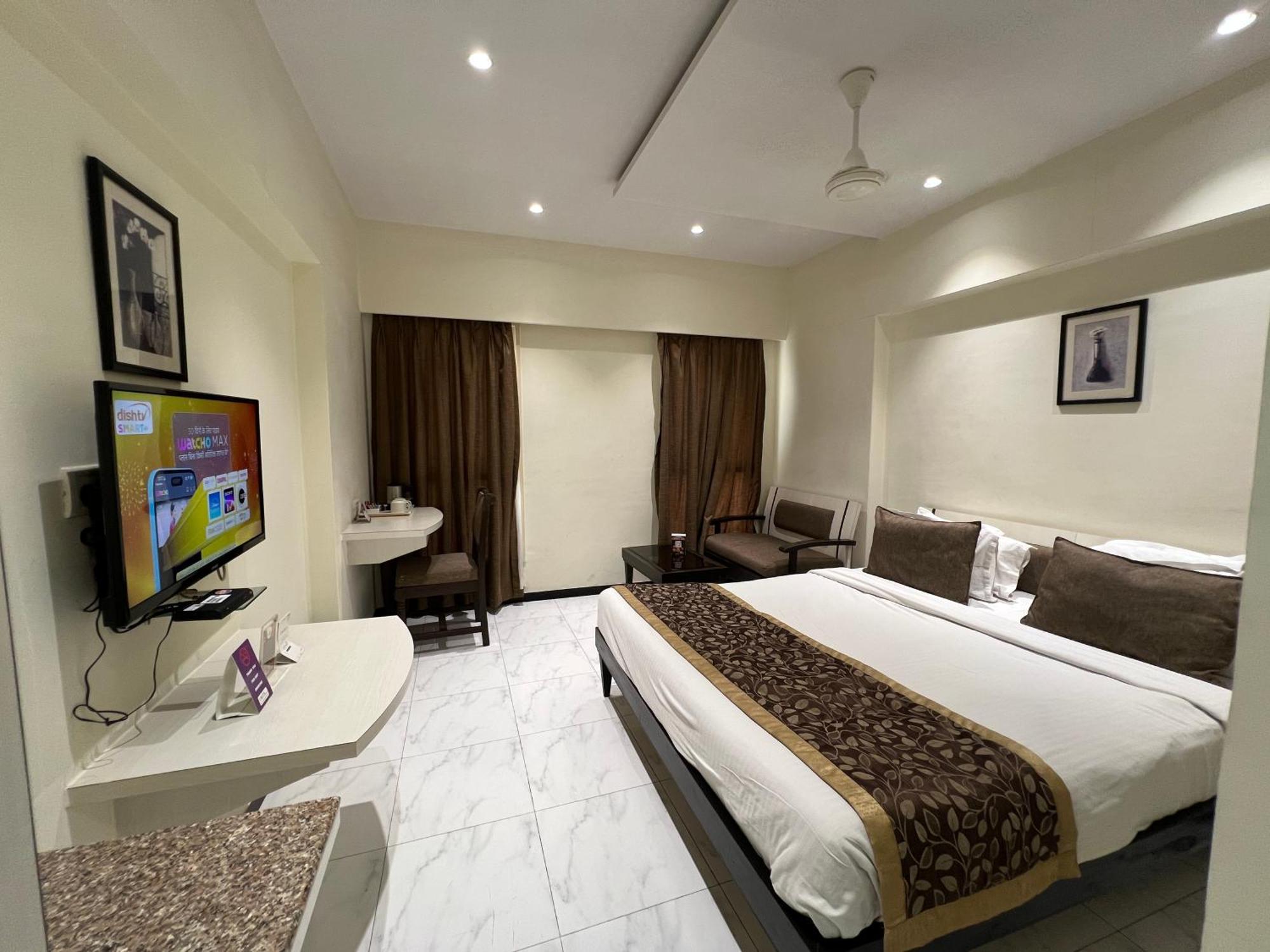 Vits Shalimar, Ankleshwar Hotel Kültér fotó
