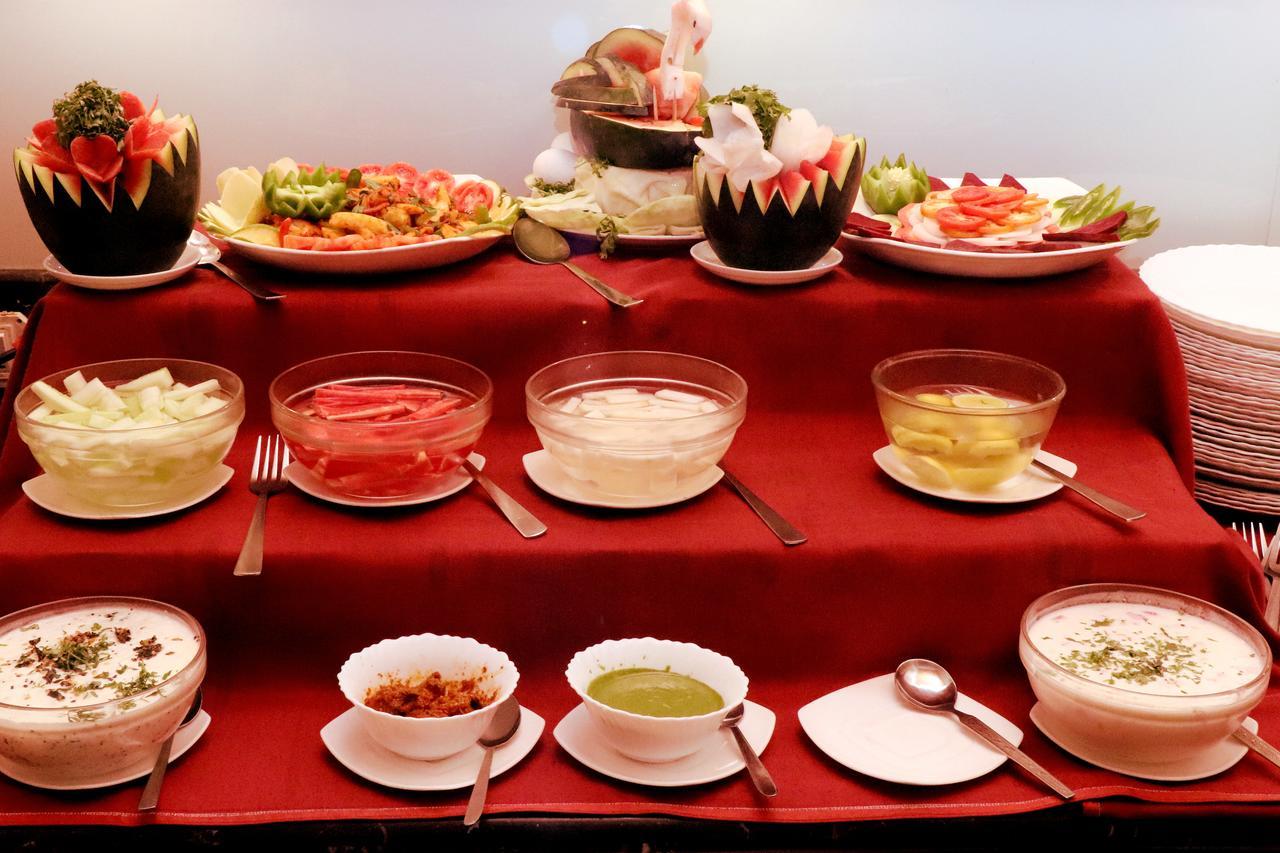 Vits Shalimar, Ankleshwar Hotel Kültér fotó